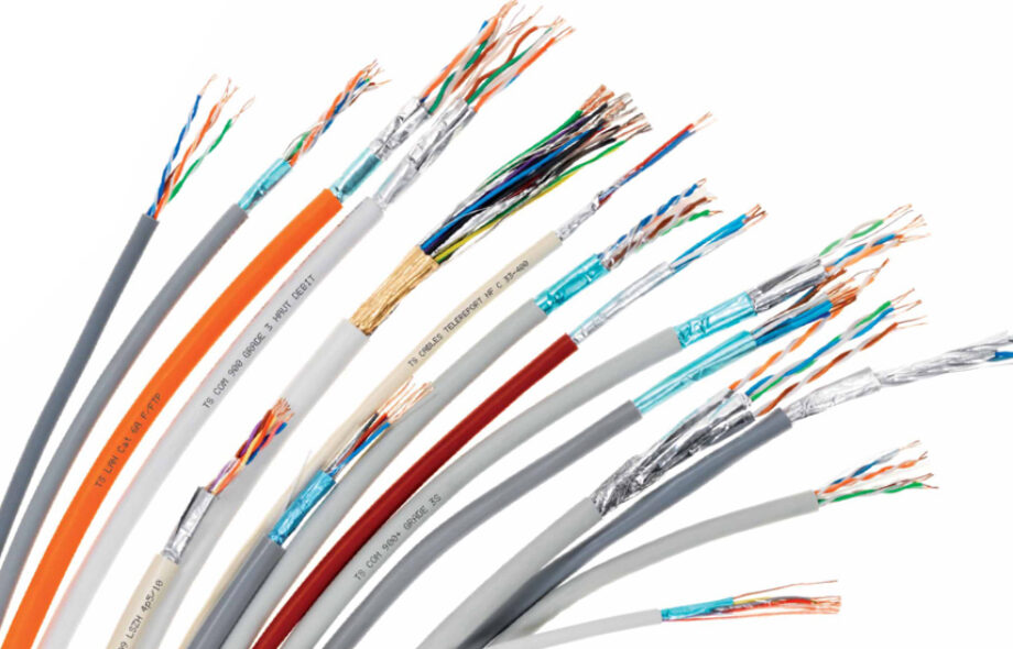Les câbles de communication pour le réseau (FTP UTP)