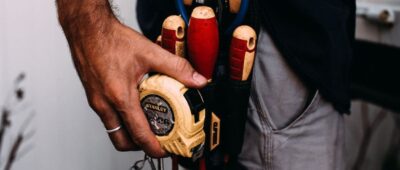 12 outils d’électricien indispensables pour vos travaux