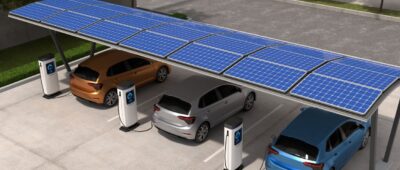 Recharger son véhicule électrique avec des panneaux solaires